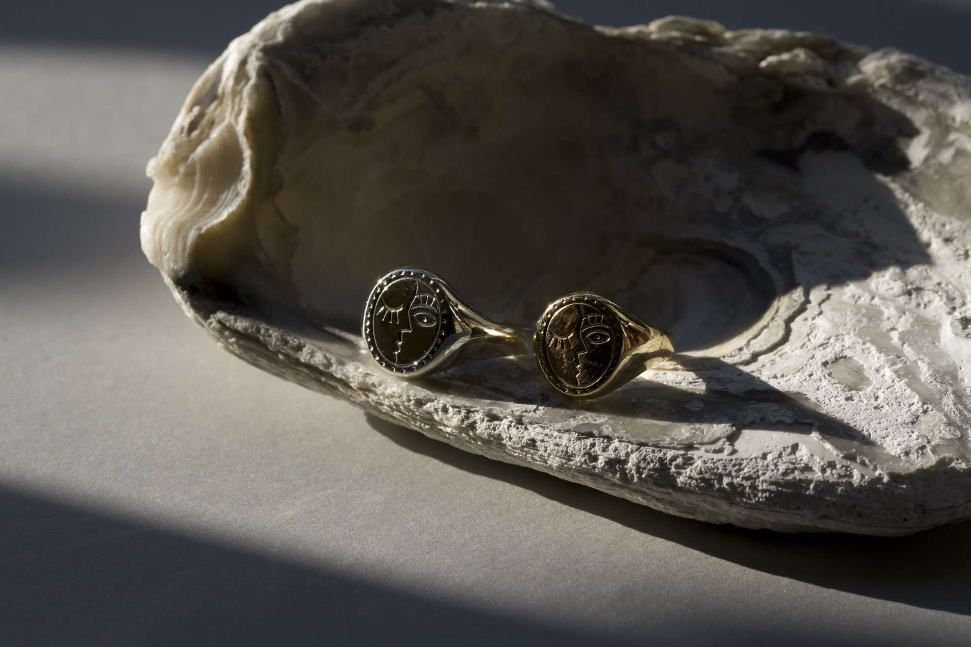 The Storytellers Signet Ring Gold - Eliise Maar Jewellery